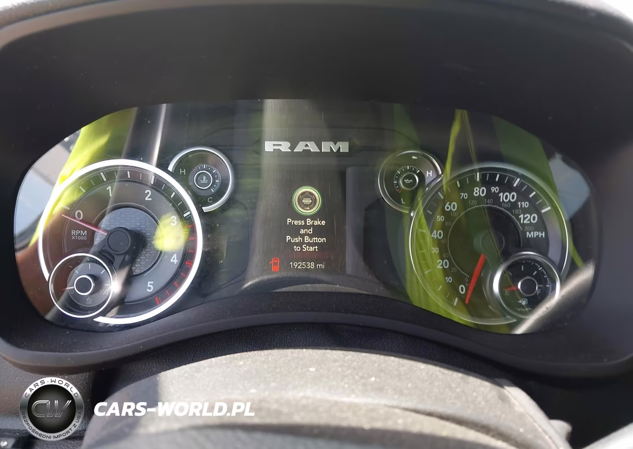 2023 Ram 3500 VIN:3C63RRHL5PG512808 - 7
