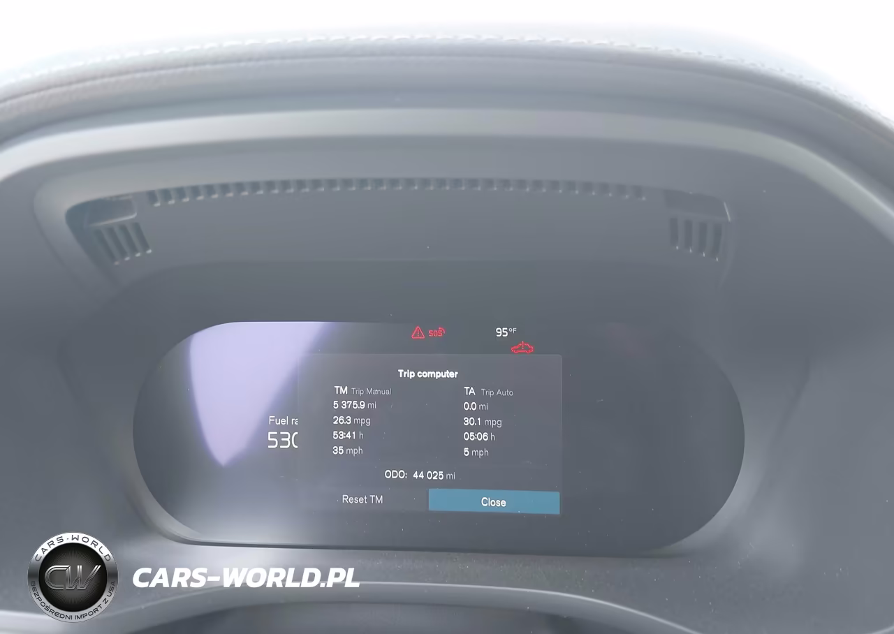 2024 Volvo Xc60 B5 Ultimate Dark Theme VIN:YV4L12RM4R1819125 - 7