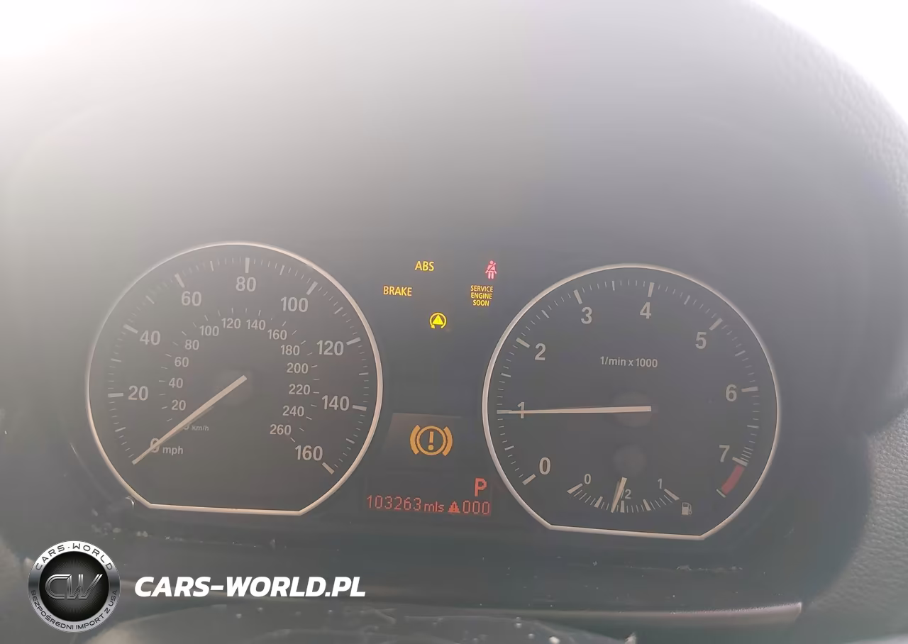 2011 BMW 128I VIN:WBAUP7C52BVK78415 - 7