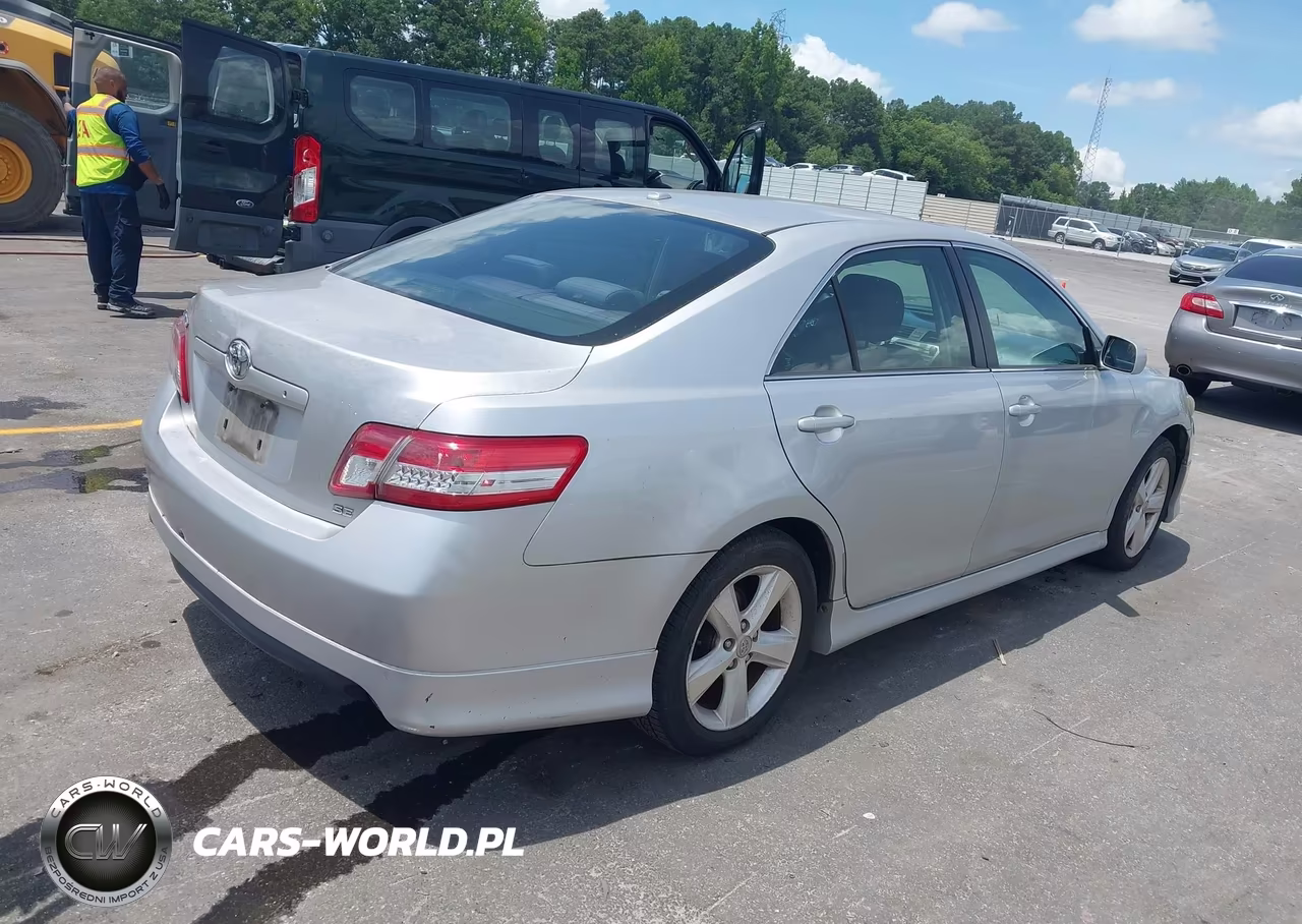 2010 Toyota Camry Se VIN:4T1BF3EK6AU503167 - 4