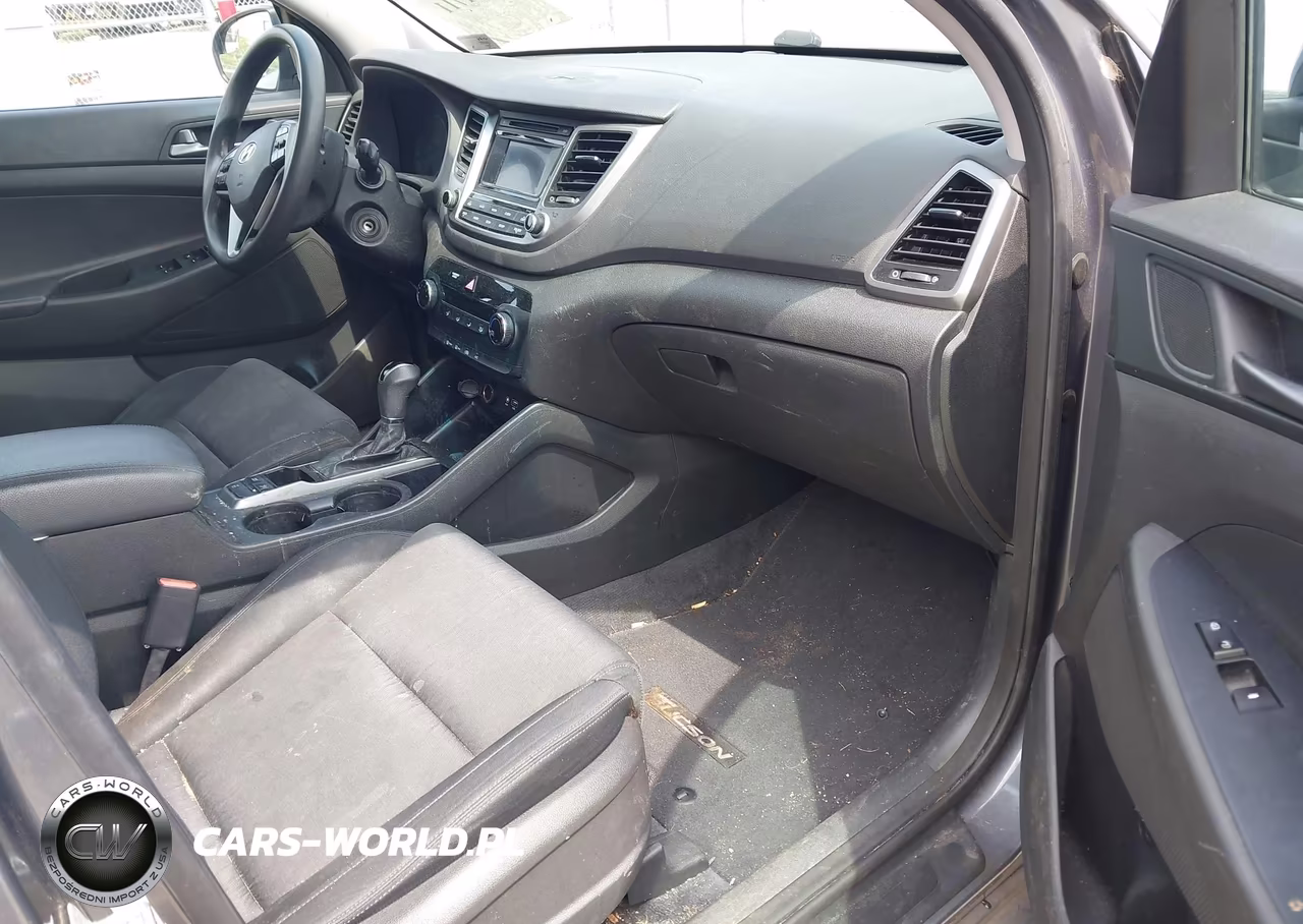2016 Hyundai Tucson Se VIN:KM8J3CA46GU064816 - 5