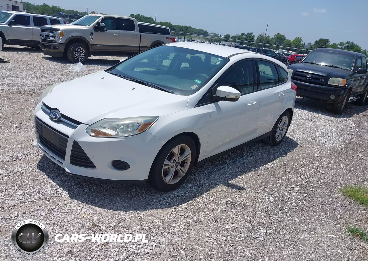 2014 Ford Focus Se VIN:1FADP3K23EL390665 - 2