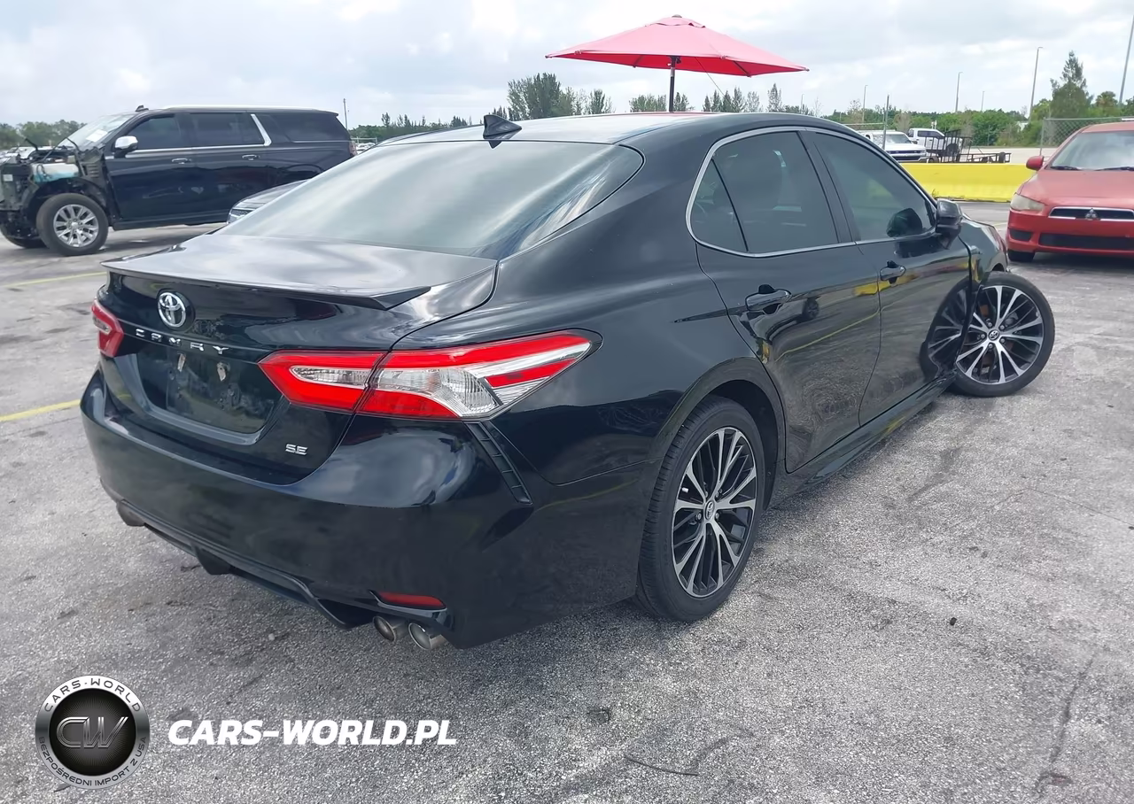 2020 Toyota Camry Se VIN:4T1G11AKXLU868159 - 4