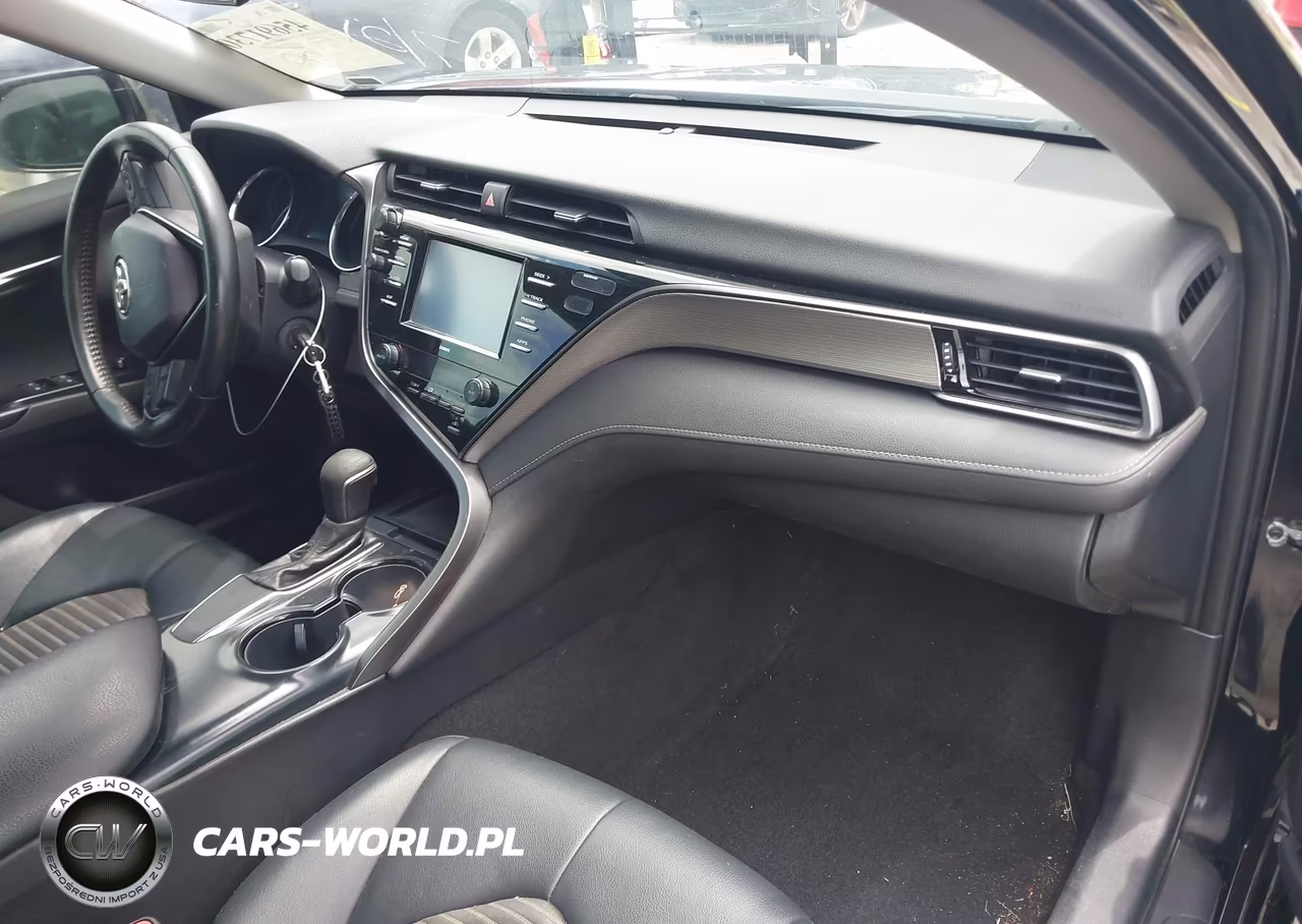 2020 Toyota Camry Se VIN:4T1G11AKXLU868159 - 5