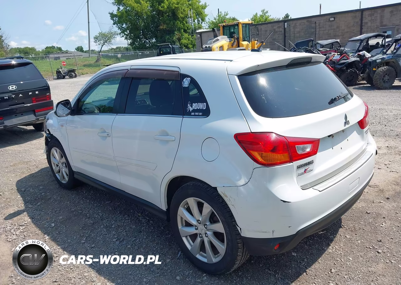 2015 Mitsubishi Outlander Sport Se VIN:4A4AR4AU2FE057307 - 3