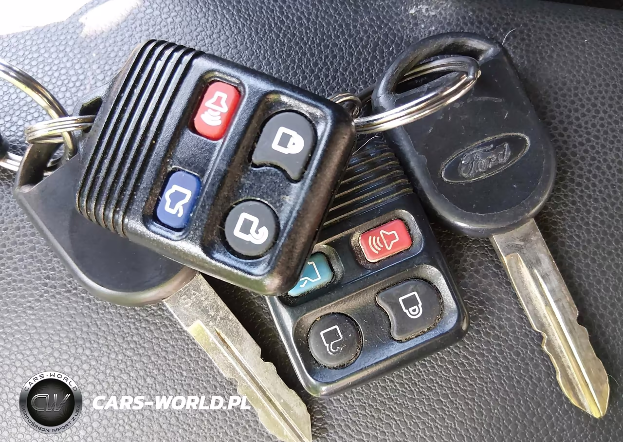 2010 Ford Focus Se VIN:1FAHP3FN4AW147557 - 11