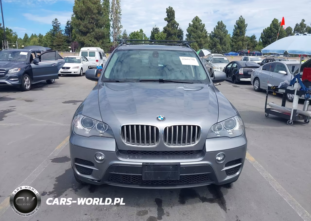 2012 BMW X5 xDrive35D VIN:5UXZW0C50C0B88389 - 12