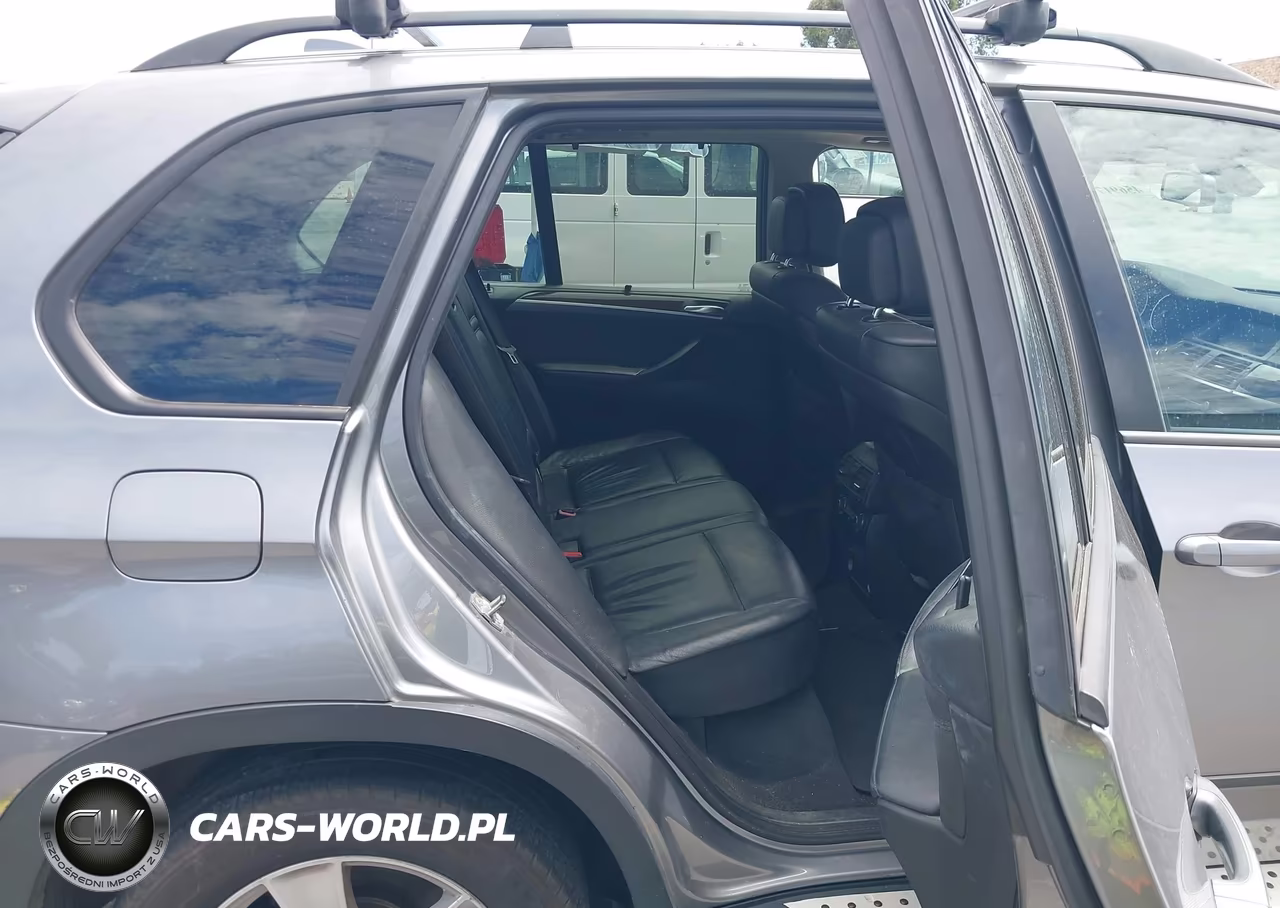 2012 BMW X5 xDrive35D VIN:5UXZW0C50C0B88389 - 8
