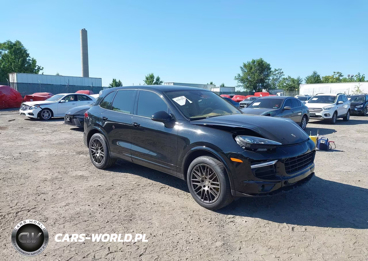 2017 Porsche Cayenne Platinum Edition