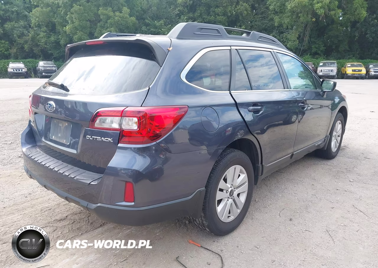 2015 Subaru Outback 2.5I Premium VIN:4S4BSBCC1F3245803 - 4