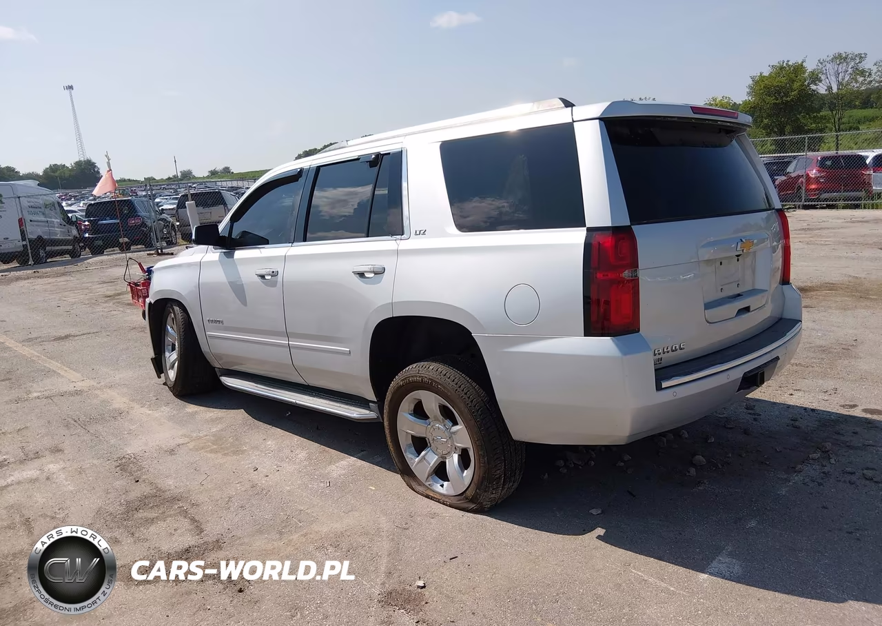2015 Chevrolet Tahoe Ltz VIN:1GNSKCKC5FR172175 - 3