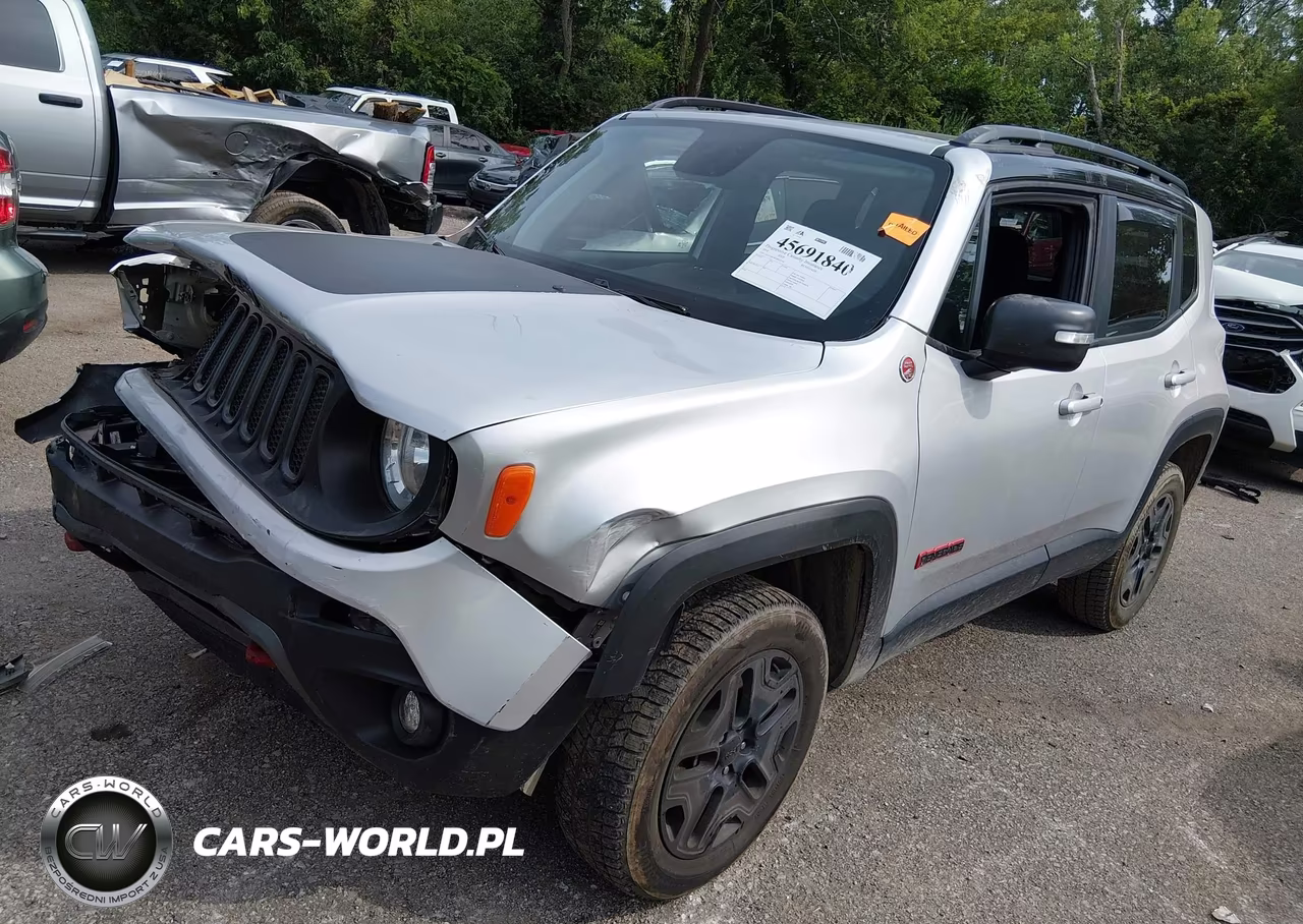 2018 Jeep Renegade Trailhawk 4X4 VIN:ZACCJBCB2JPG72592 - 2