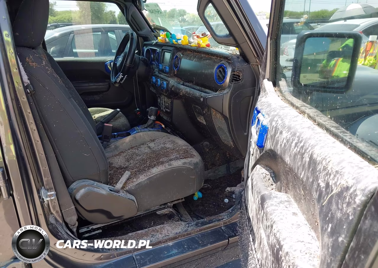 2018 Jeep Wrangler Unlimited Sport S 4X4 VIN:1C4HJXDG2JW117111 - 5