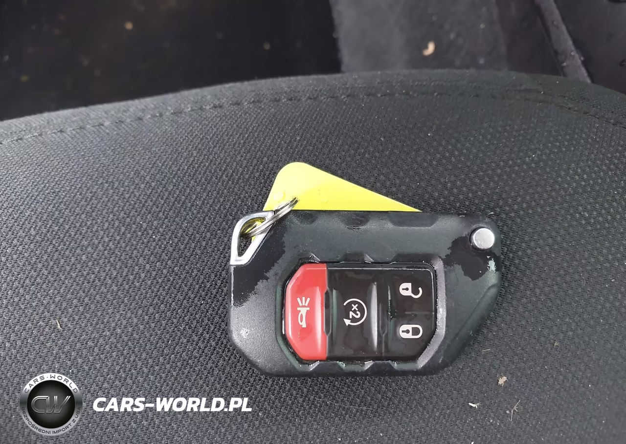 2019 Jeep Wrangler Unlimited Sport S 4X4 VIN:1C4HJXDN1KW683552 - 11