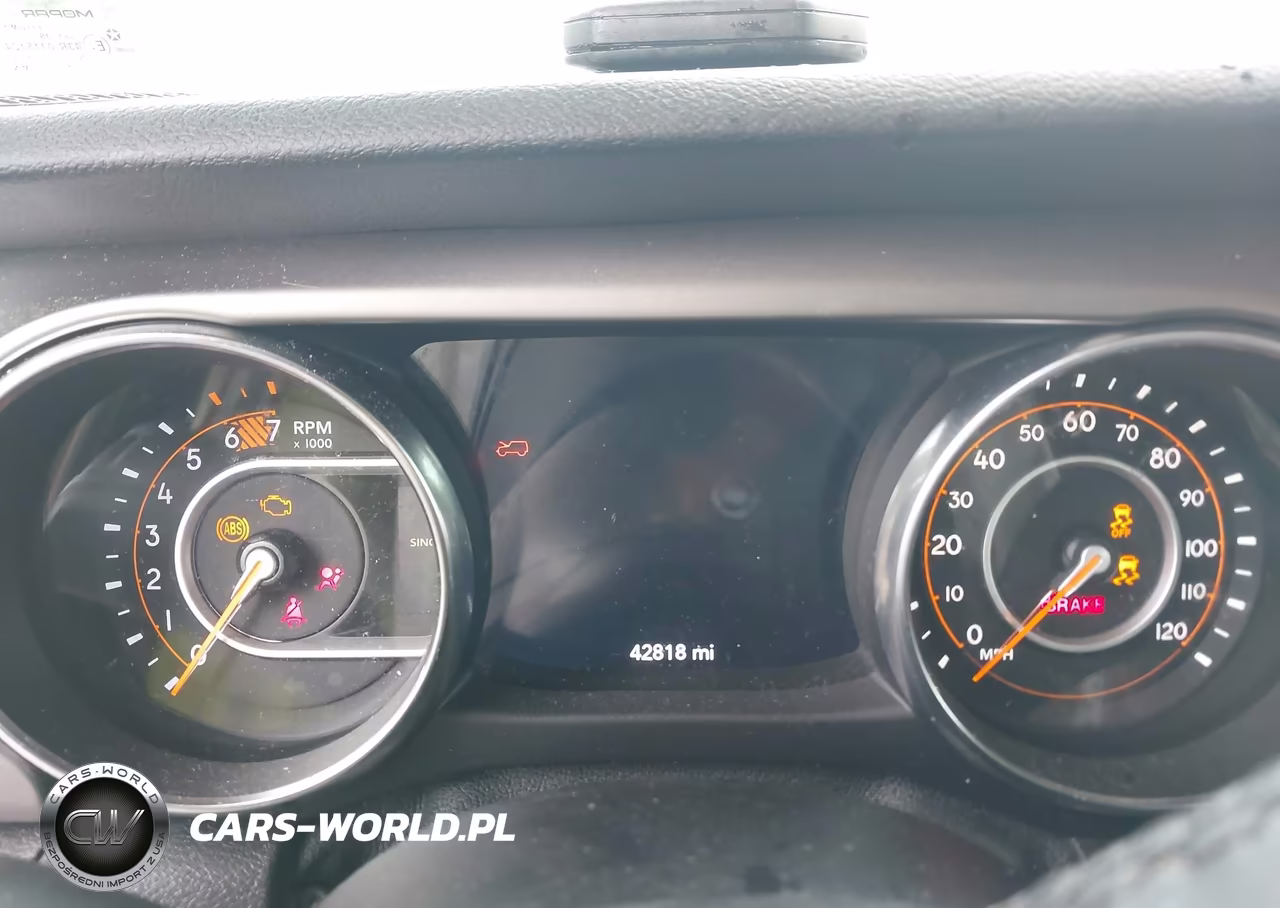 2019 Jeep Wrangler Unlimited Sport S 4X4 VIN:1C4HJXDN1KW683552 - 7