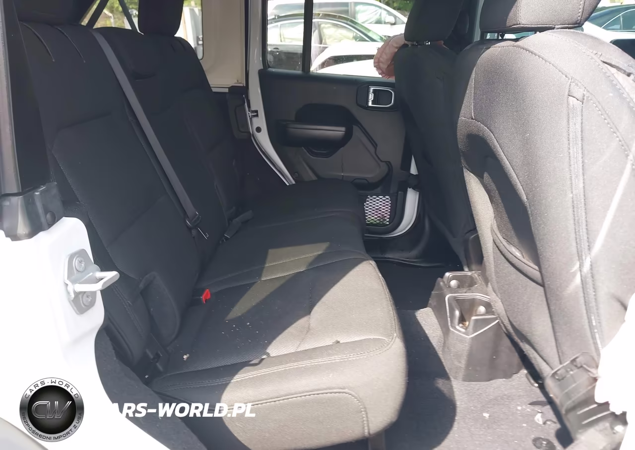 2019 Jeep Wrangler Unlimited Sport S 4X4 VIN:1C4HJXDN1KW683552 - 8