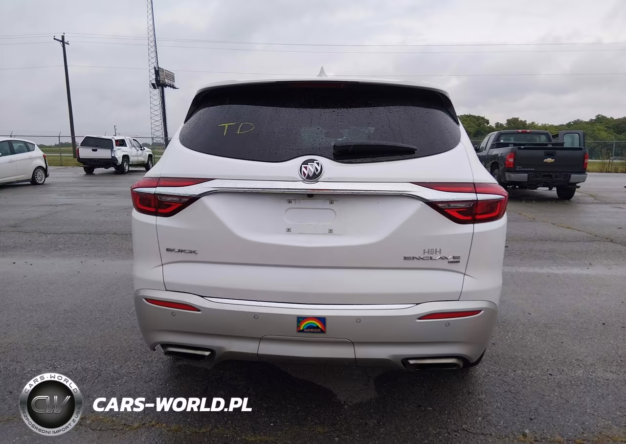 2018 Buick Enclave Essence VIN:5GAEVAKW7JJ168715 - 16