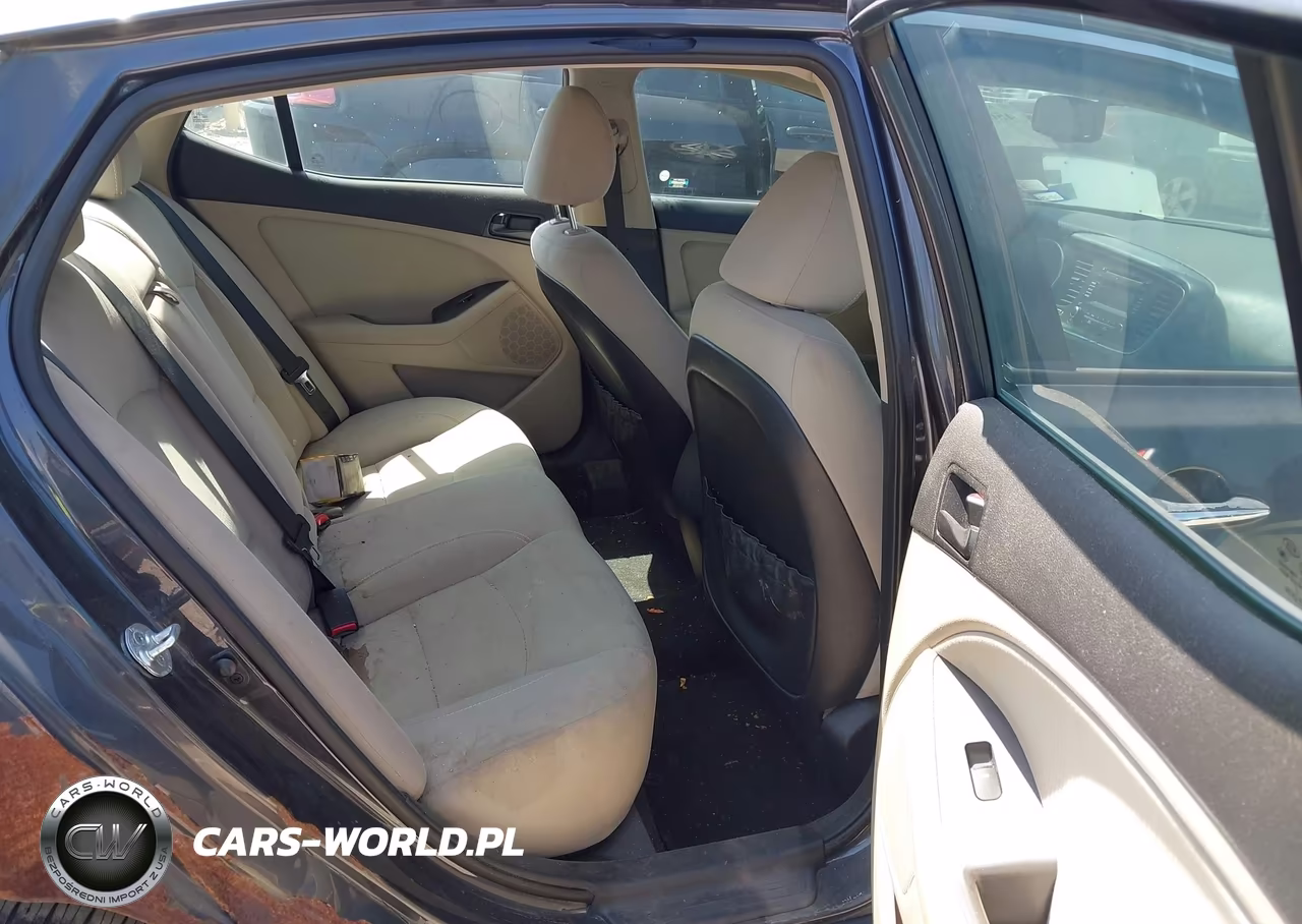 2015 Kia Optima Lx VIN:5XXGM4A71FG507678 - 8