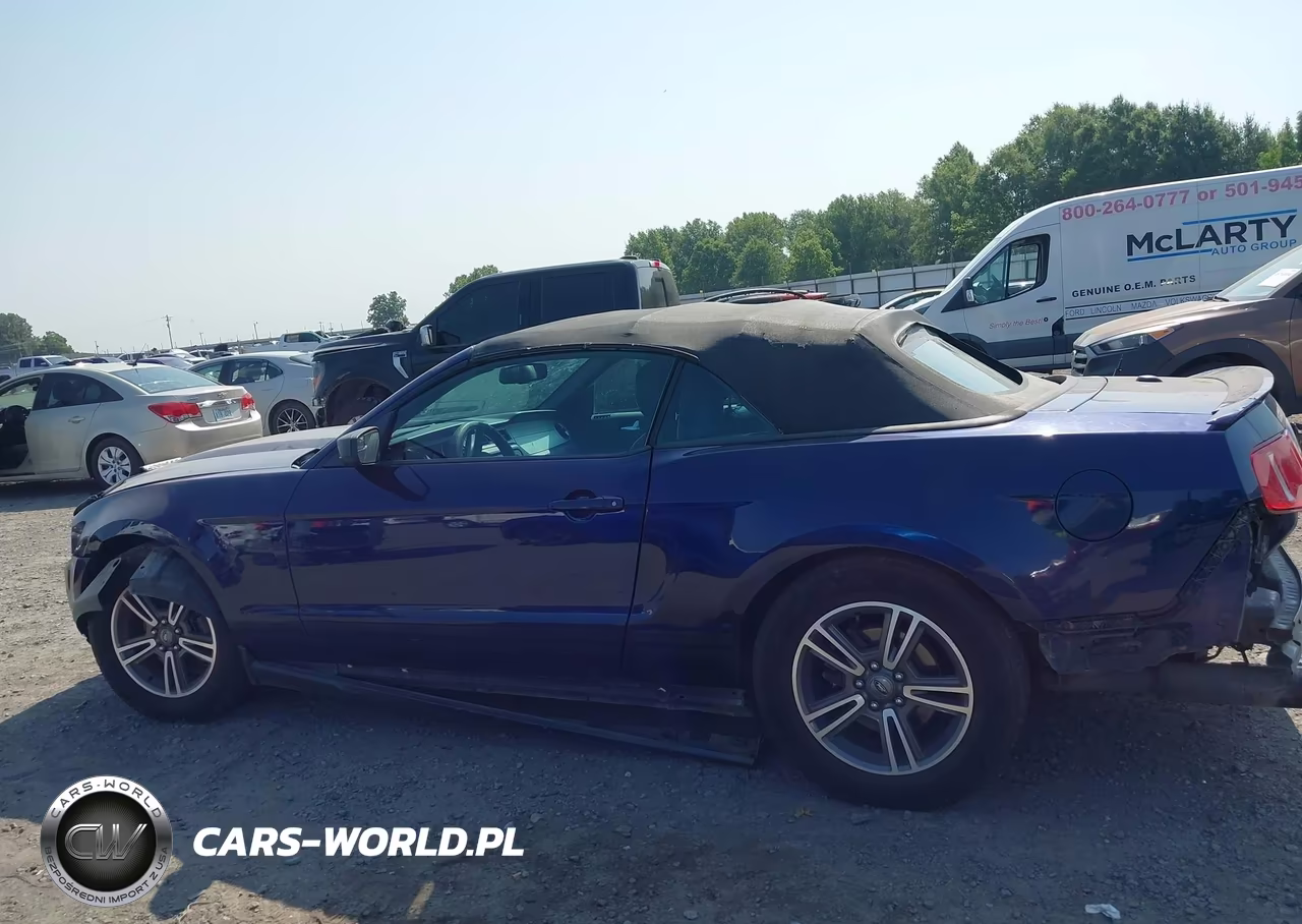 2012 Ford Mustang V6 Premium VIN:1ZVBP8EM5C5279612 - 15