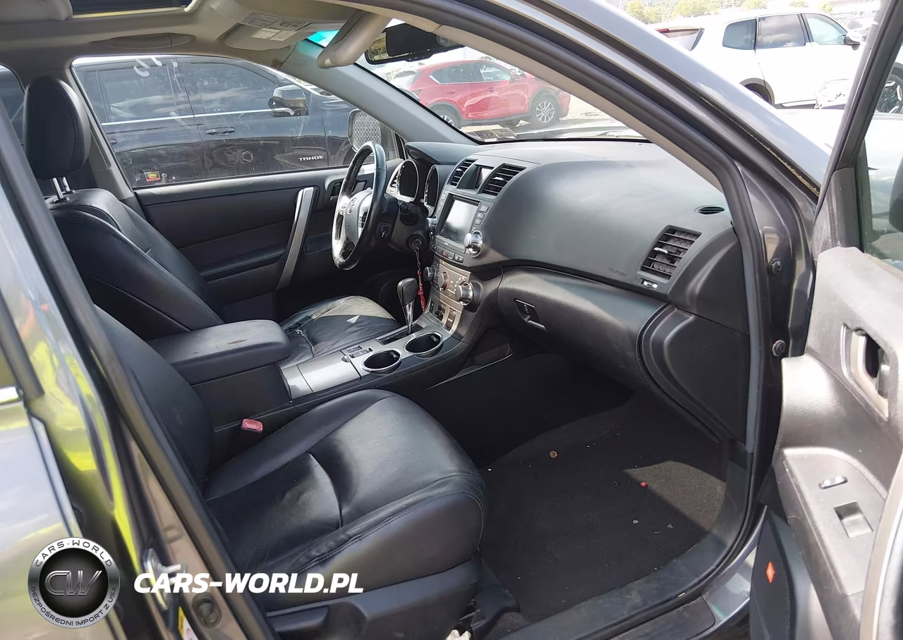 2011 Toyota Highlander Se V6 VIN:5TDBK3EH9BS067294 - 5