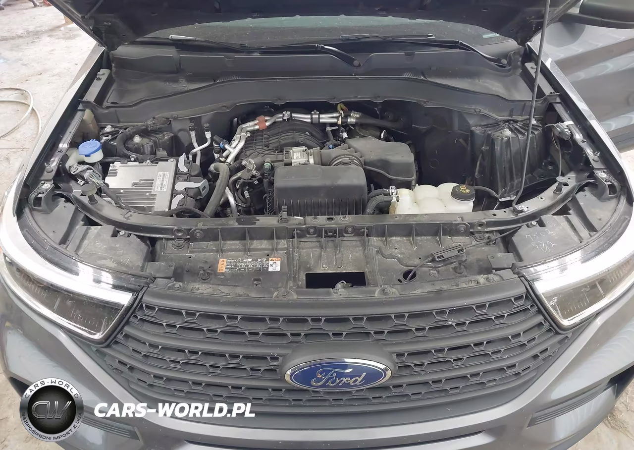 2022 Ford Explorer VIN:1FMSK8BBXNGB24576 - 10