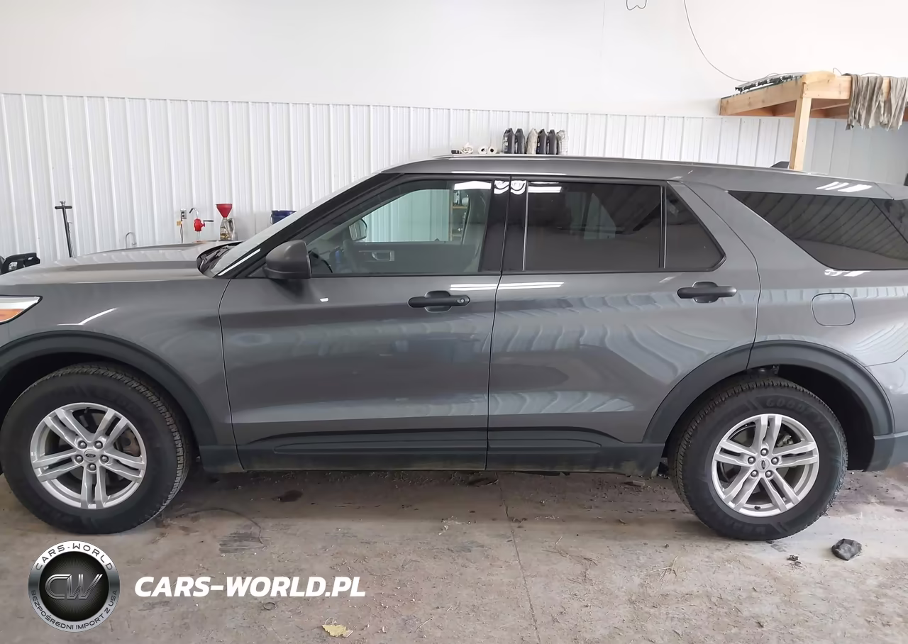 2022 Ford Explorer VIN:1FMSK8BBXNGB24576 - 14