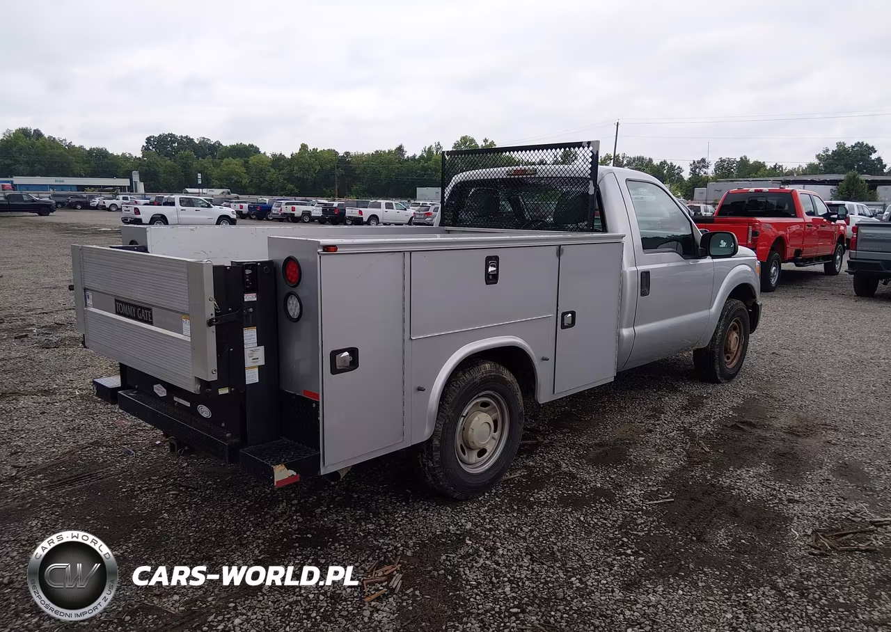 2016 Ford F-250 Xl VIN:1FDBF2A68GEC87795 - 4