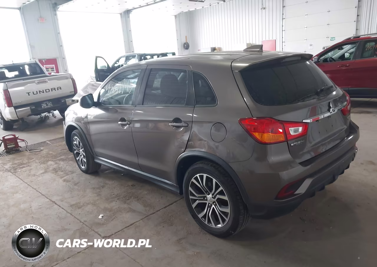 2018 Mitsubishi Outlander Sport 2.0 Es-2.0 Le VIN:JA4AR3AU2JU025080 - 3
