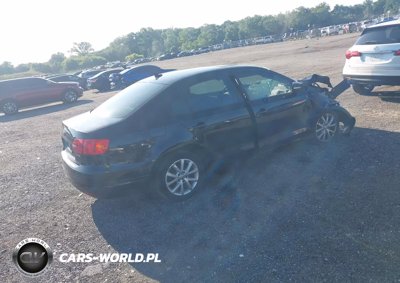 2011 Volkswagen Jetta 2.5L Se VIN:3VWDZ7AJXBM331009 - 4