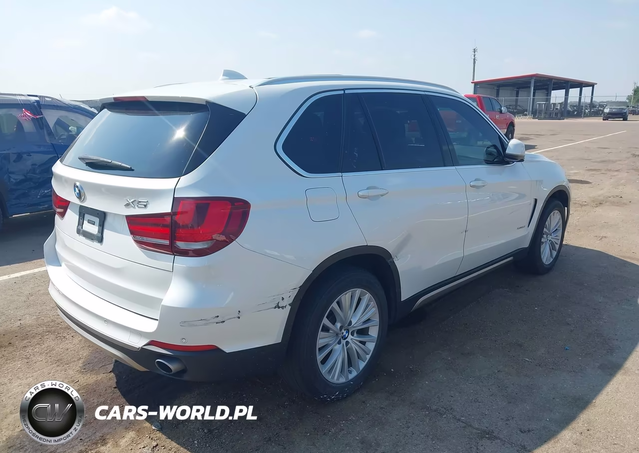 2017 BMW X5 xDrive35I VIN:5UXKR0C33H0X80719 - 4