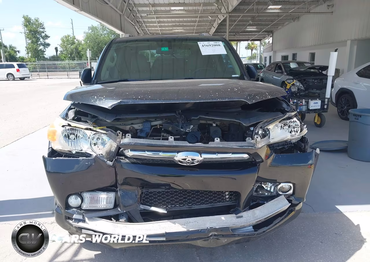 2010 Toyota 4Runner Limited V6 VIN:JTEBU5JR7A5017529 - 12