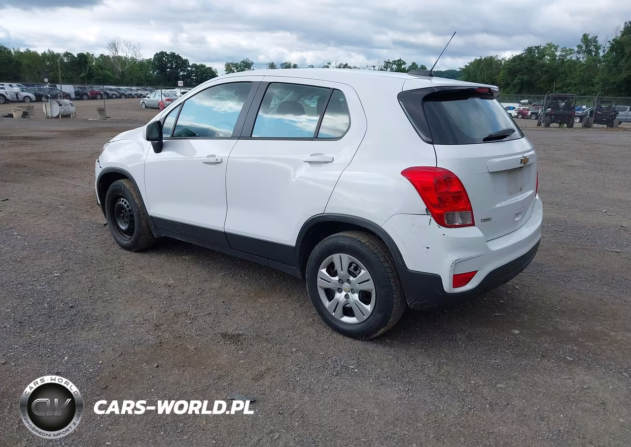 2017 Chevrolet Trax Ls VIN:3GNCJKSB3HL285979 - 3