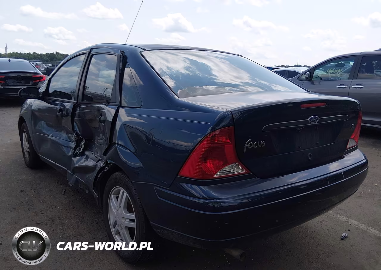 2002 Ford Focus Se Base-Se Comfort VIN:1FAFP34342W262444 - 3