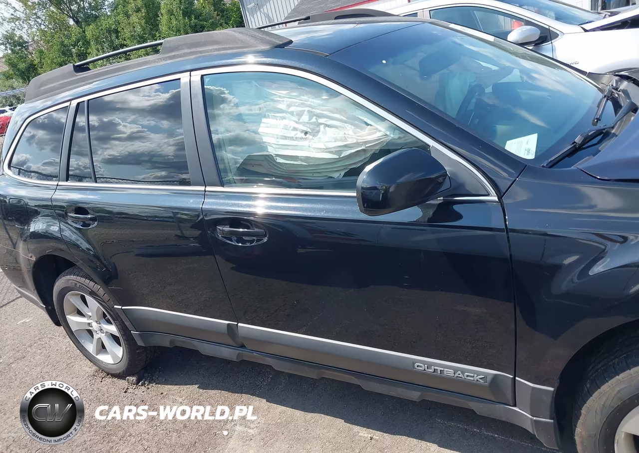 2014 Subaru Outback 2.5I Premium VIN:4S4BRBCC3E3325663 - 13