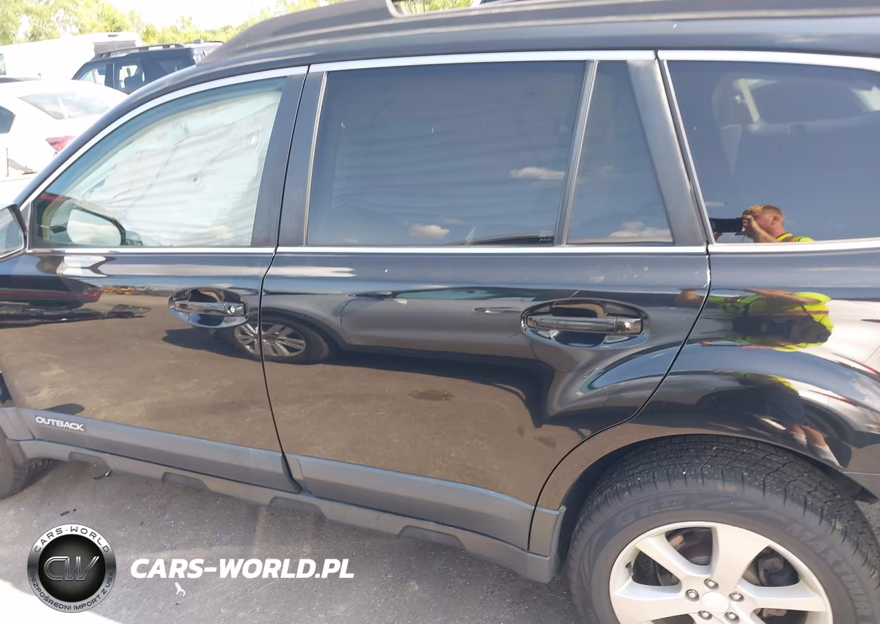 2014 Subaru Outback 2.5I Premium VIN:4S4BRBCC3E3325663 - 14