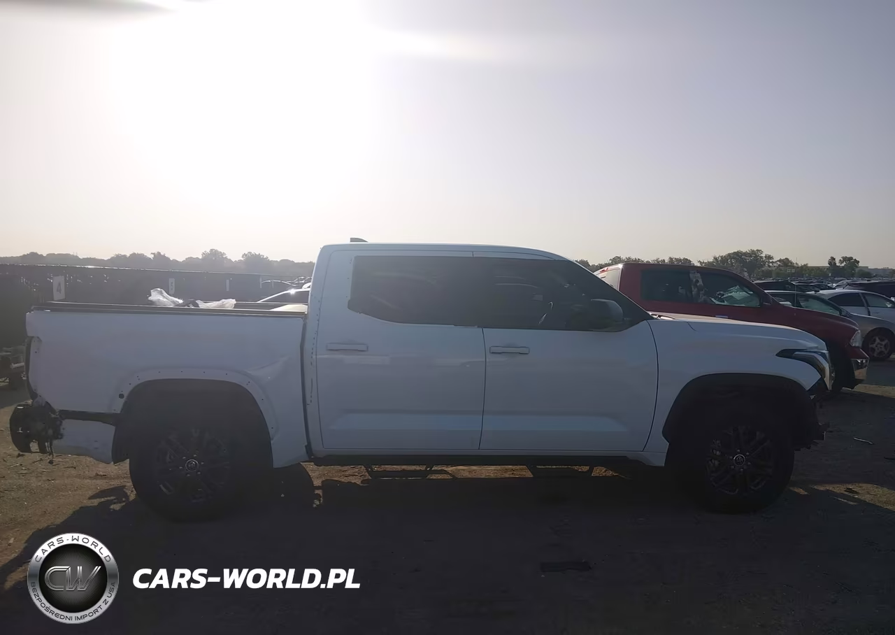 2024 Toyota Tundra Sr5 VIN:5TFLA5AB2RX033125 - 13