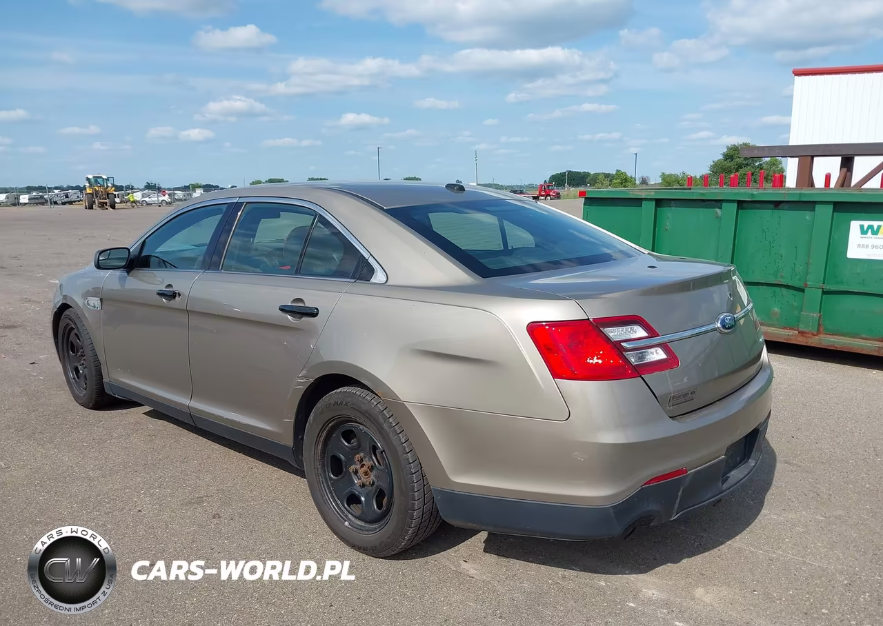 2013 Ford Police Interceptor VIN:1FAHP2M81DG121455 - 3