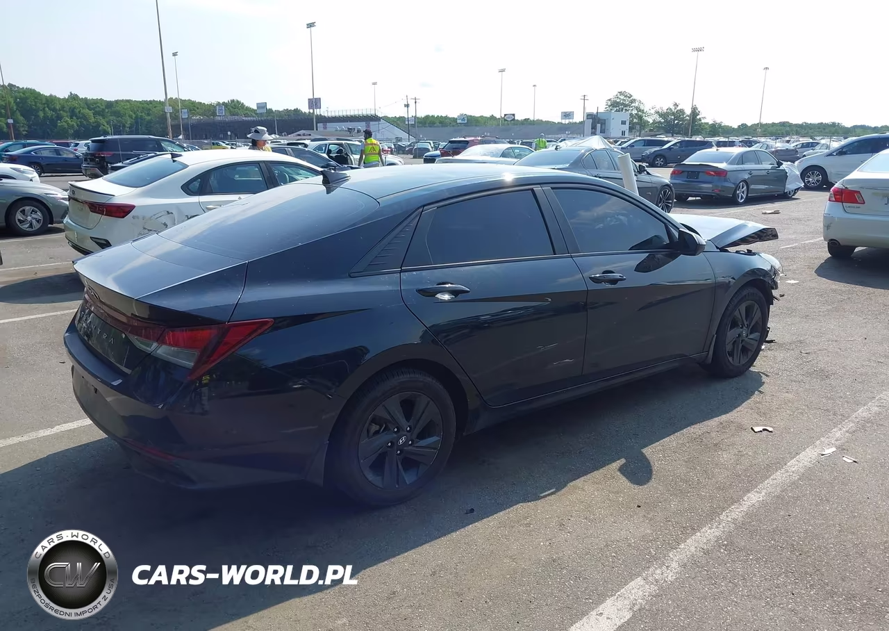 2023 Hyundai Elantra Sel VIN:KMHLM4AG4PU523153 - 4