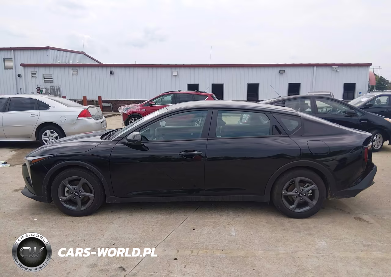 2026 Kia K4 Lxs VIN:3KPFT4DE5TE286583 - 14