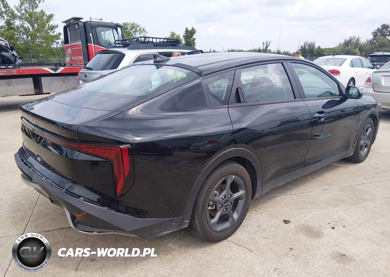 2026 Kia K4 Lxs VIN:3KPFT4DE5TE286583 - 4