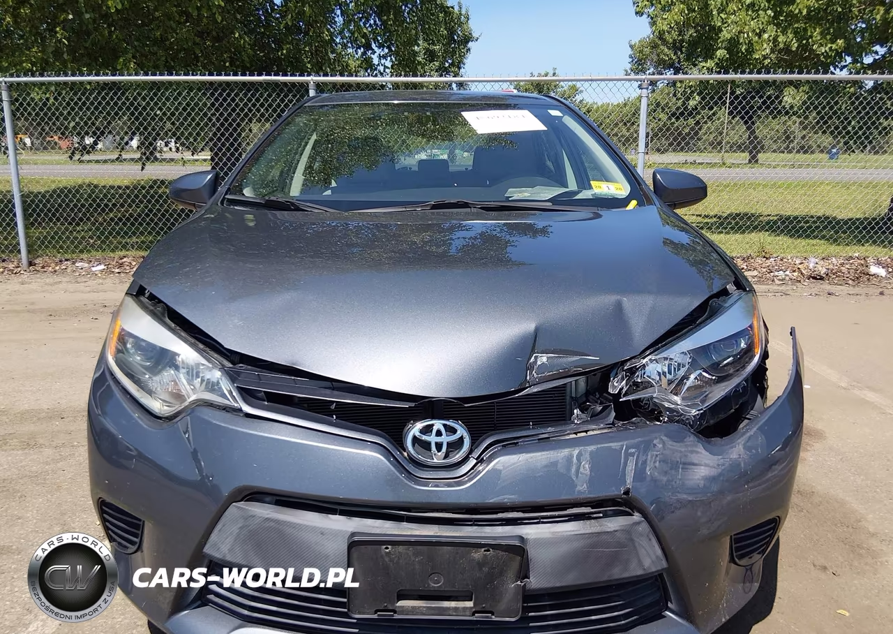 2015 Toyota Corolla Le VIN:2T1BURHE1FC316538 - 12