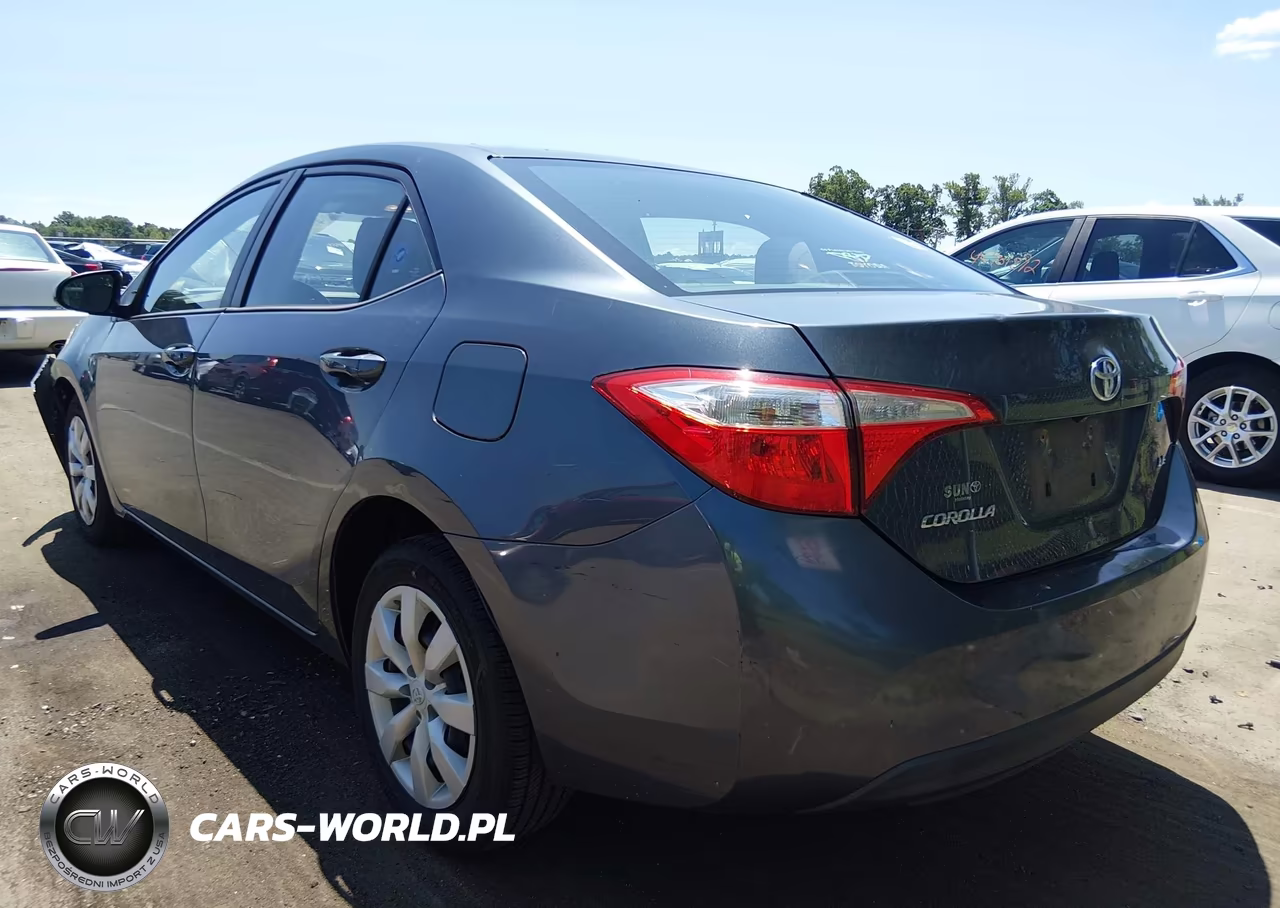 2015 Toyota Corolla Le VIN:2T1BURHE1FC316538 - 3