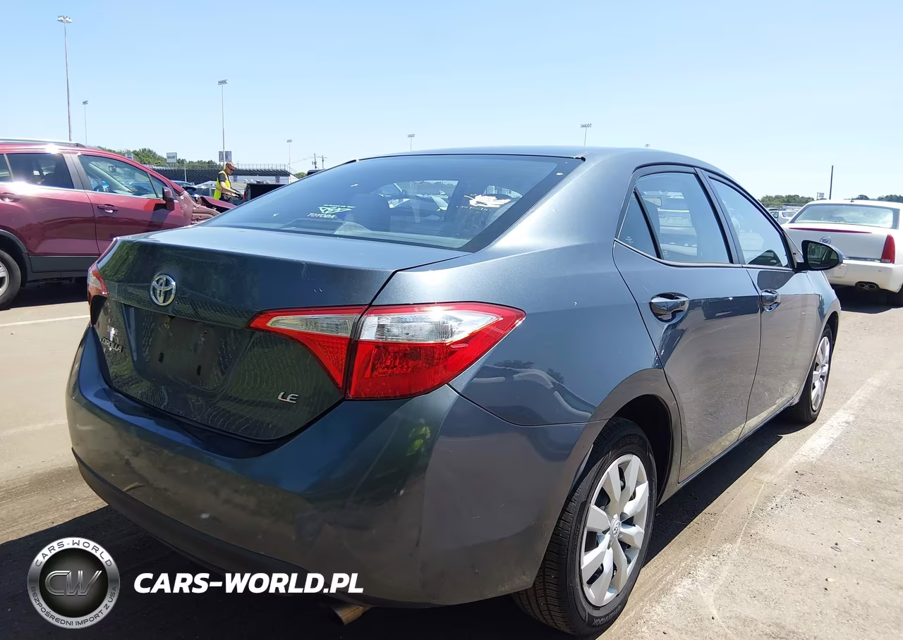 2015 Toyota Corolla Le VIN:2T1BURHE1FC316538 - 4