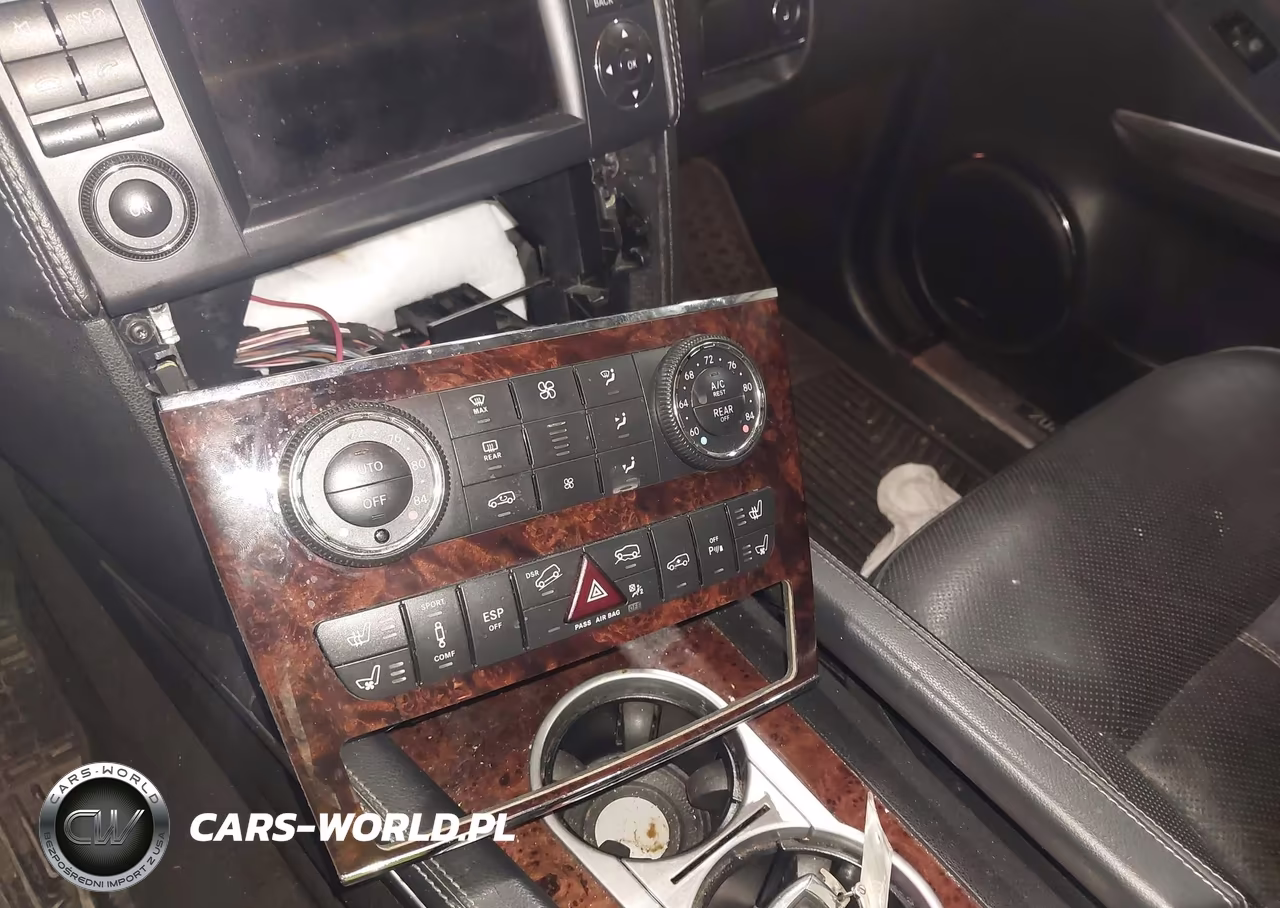 2011 Mercedes-Benz Gl 550 4Matic VIN:4JGBF8GE8BA755767 - 12