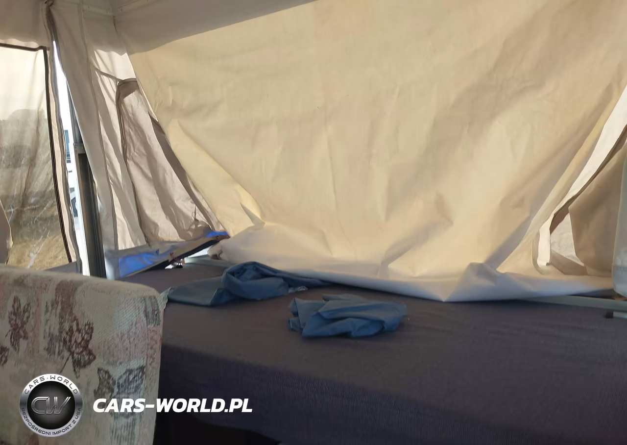 1998 Starcraft 13' Popup Trailer VIN:1SAAS01E2W1AE6546 - 5