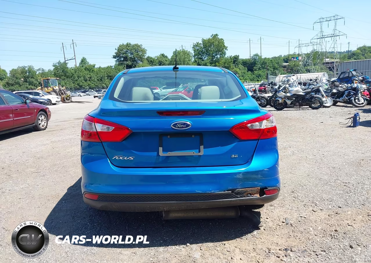2014 Ford Focus Se VIN:1FADP3F23EL395682 - 16