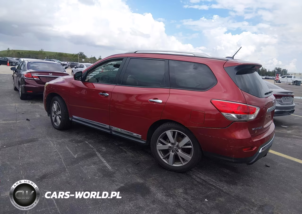 2013 Nissan Pathfinder Platinum VIN:5N1AR2MN6DC663830 - 3