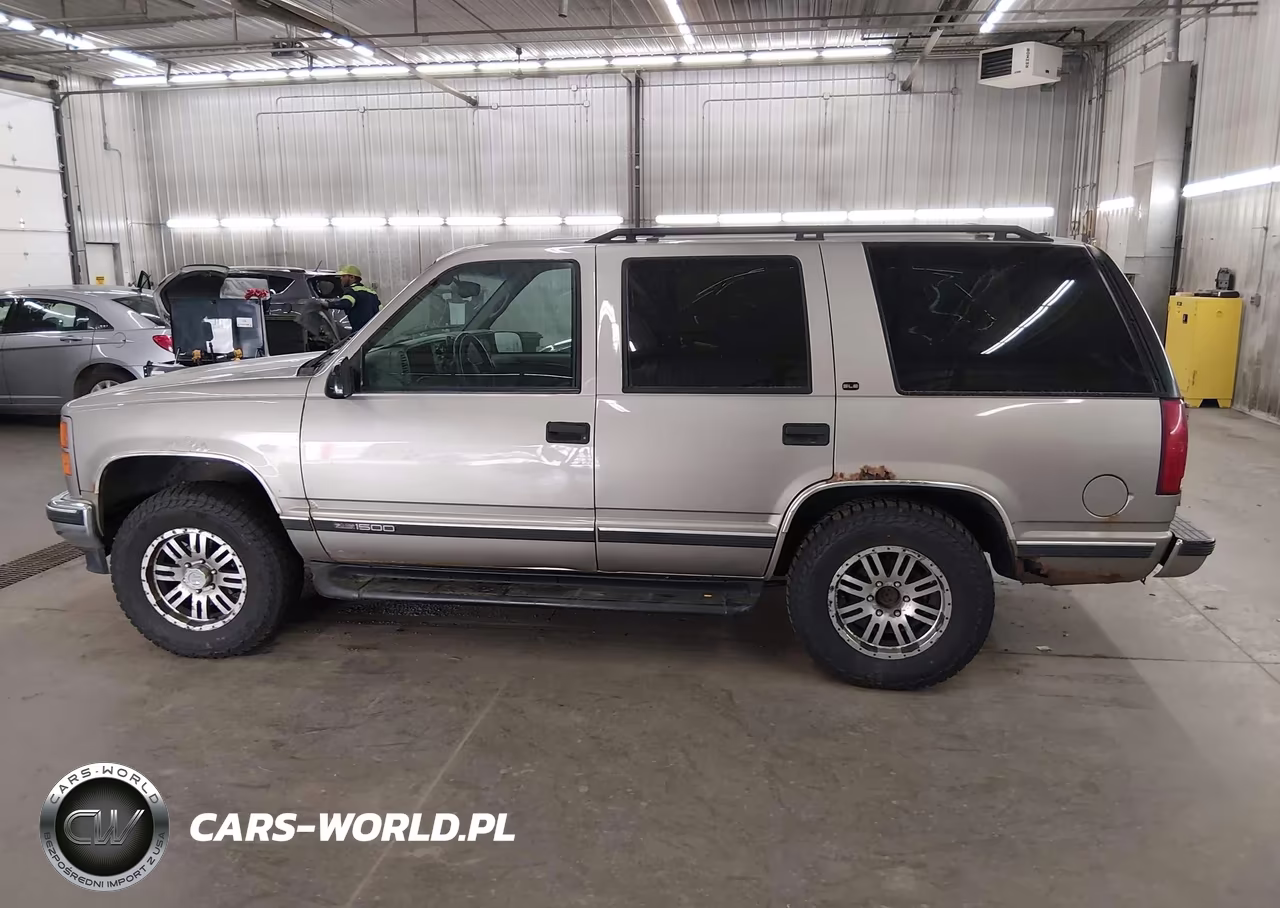 1999 GMC Yukon Sle VIN:1GKEK13R5XJ805856 - 15