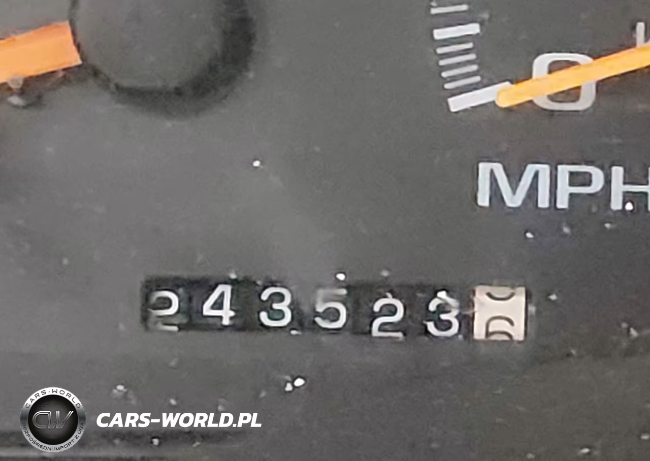 1999 GMC Yukon Sle VIN:1GKEK13R5XJ805856 - 16