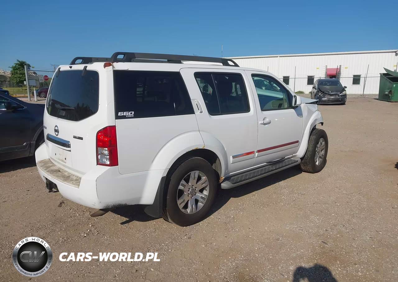 2011 Nissan Pathfinder Silver VIN:5N1AR1NB1BC611162 - 4